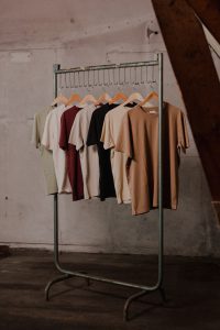 clothes rack on wheels